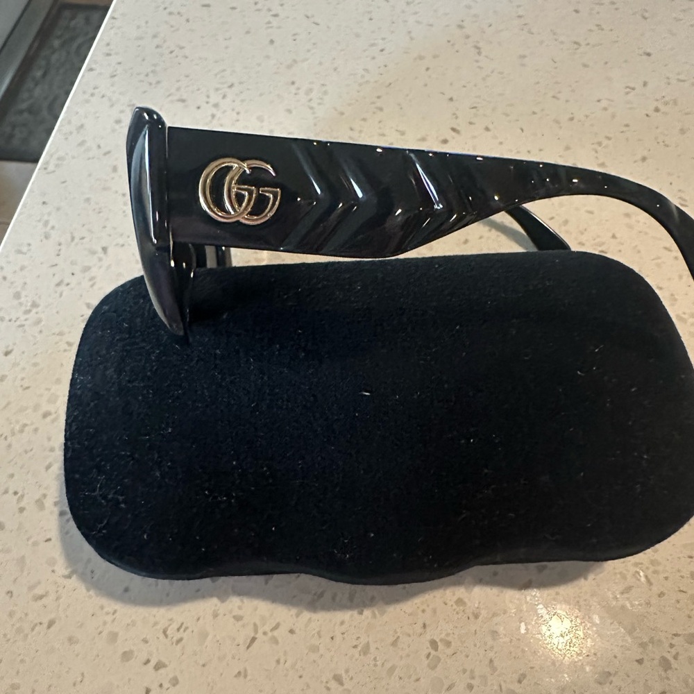 Gucci Black and Gold Sunglasses